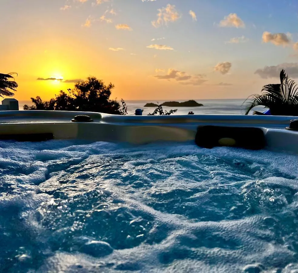 Sunset Lodge Bouillante 0*,  Guadalupe